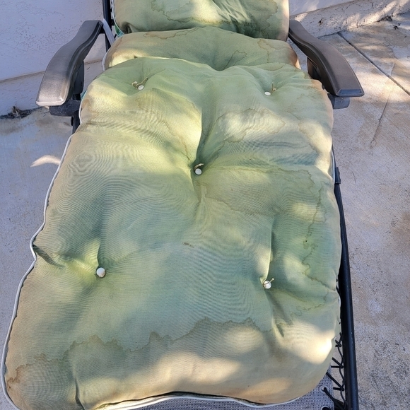 VINTAGE mcm chaise cushion - Picture 6 of 6